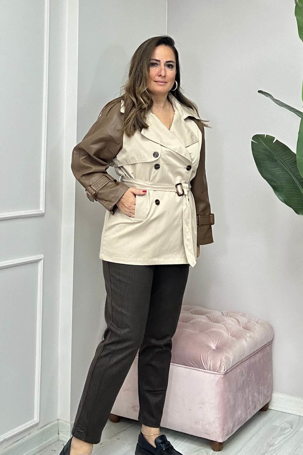 Kol Deri Detaylı Trençkot Kahverengi