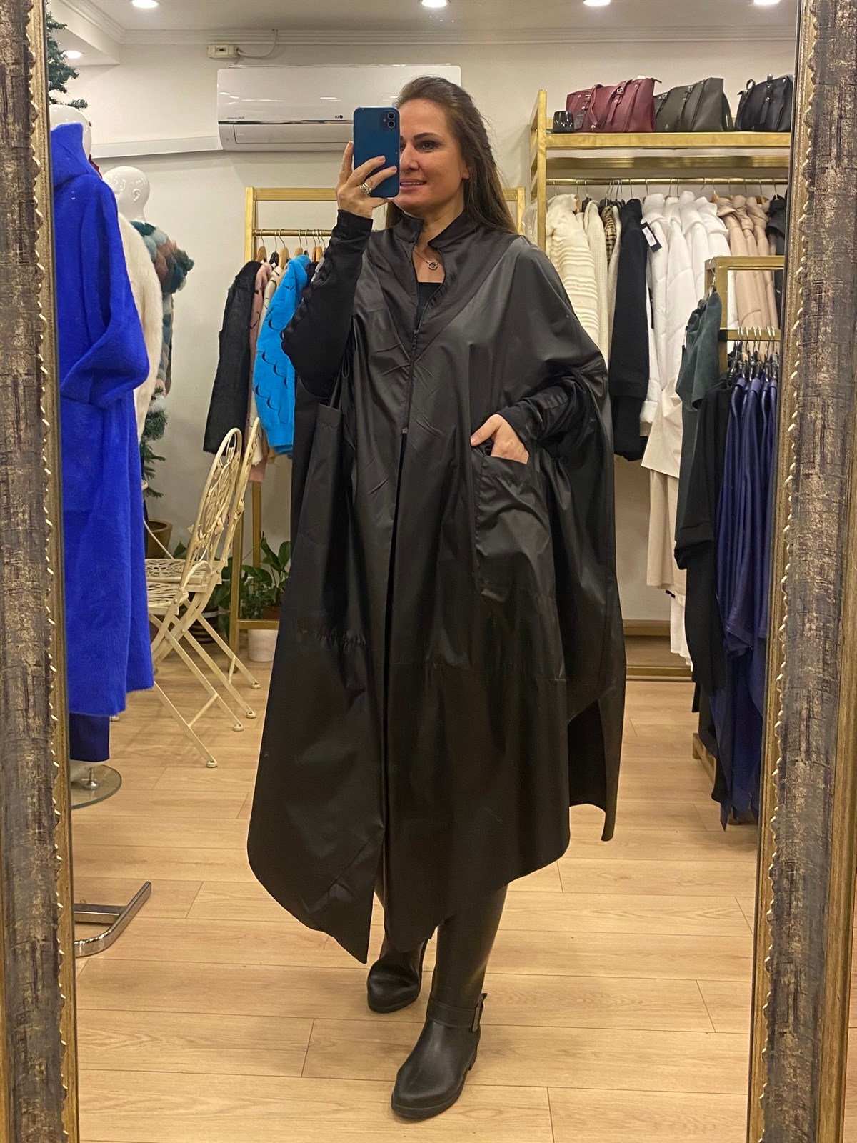 Kol Detaylı Uzun Trençkot Siyah