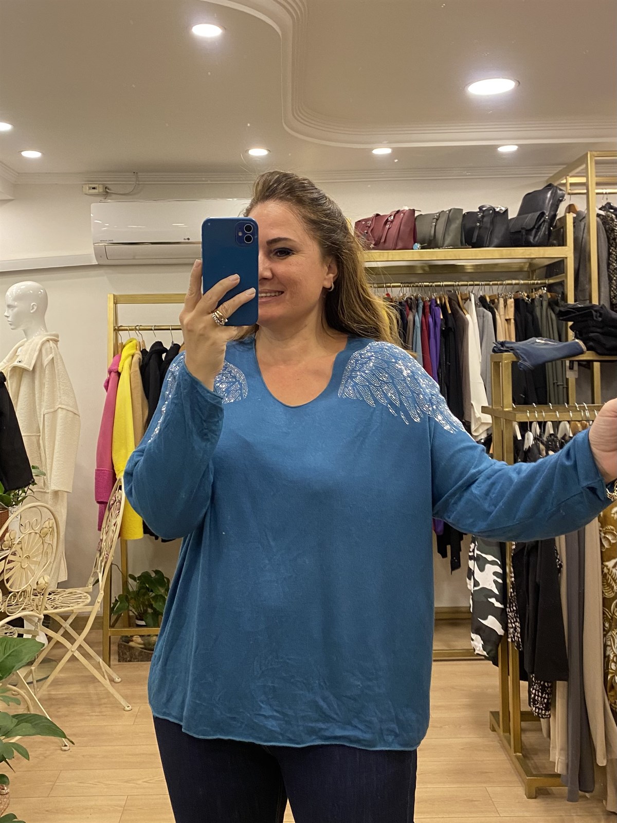 Kolları Taş İşlemeli Bluz Zümrüt Yeşili