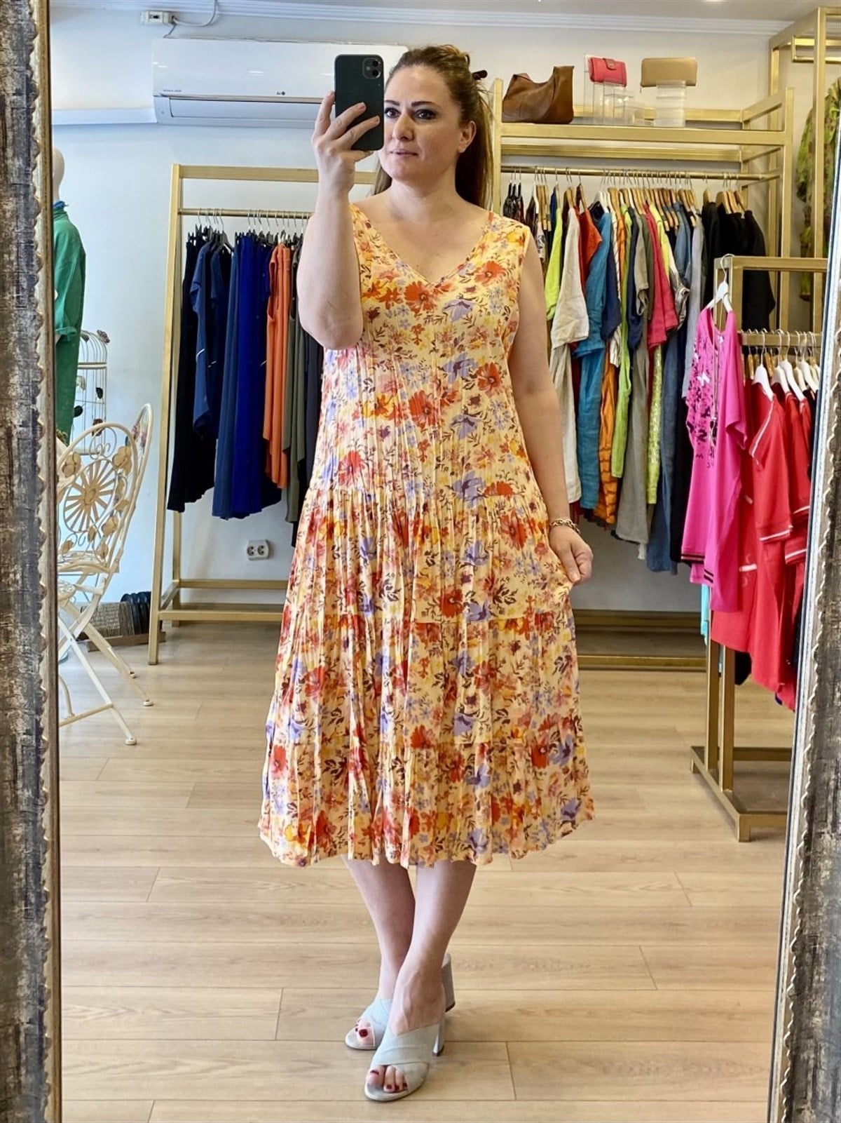 Kolsuz Farbalı Elbise  Kavuniçi