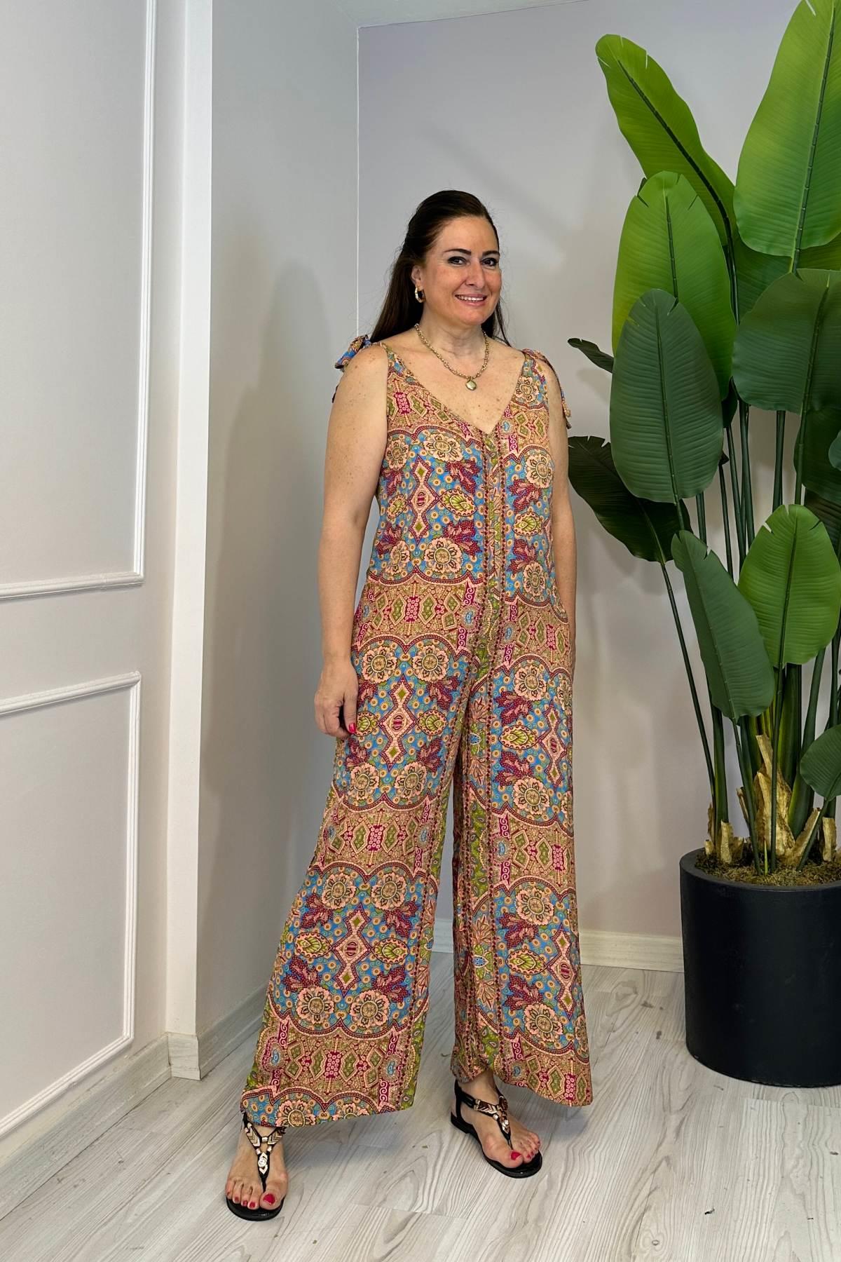 Omuz Bağlamalı Çini Desenli Tulum Pembe