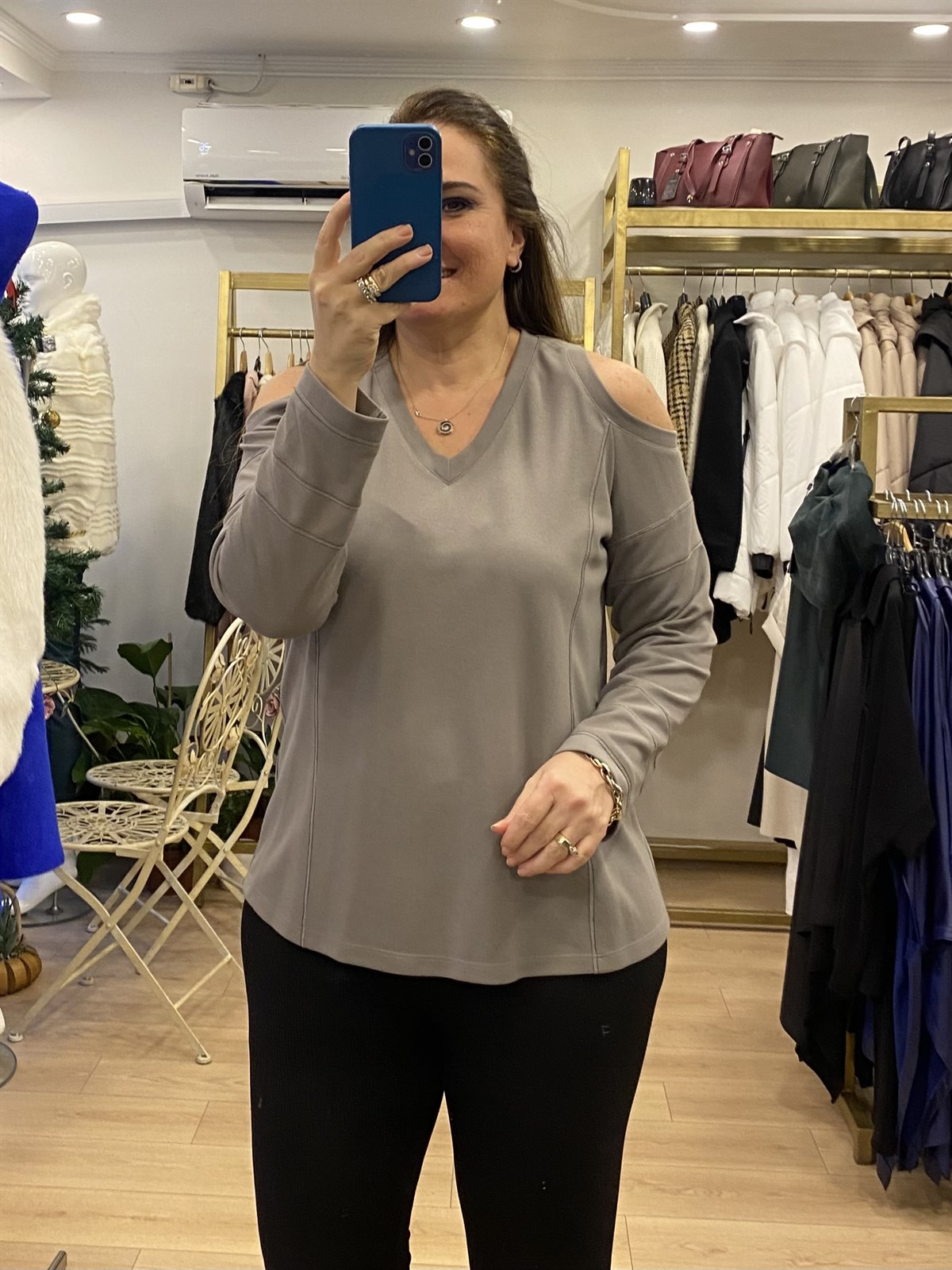 Omuz Pencereli V Yakalı Çift Örme Bluz Gri
