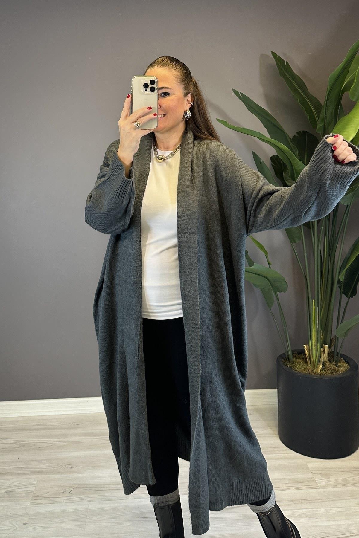 Önü Açık Şal Yaka Hırka Füme 