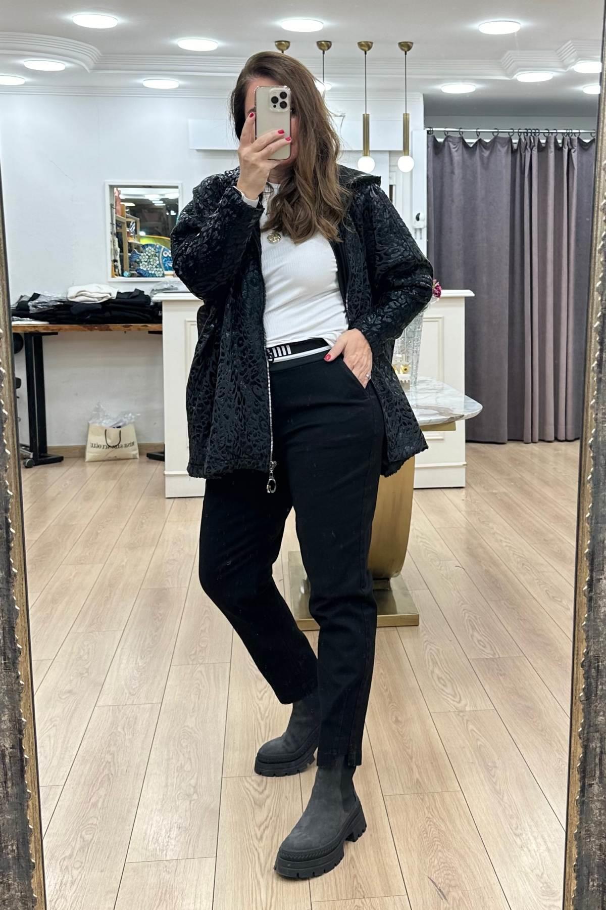 Paça Detaylı Beli Lastikli Bilek Boy Kot Pantalon-Siyah