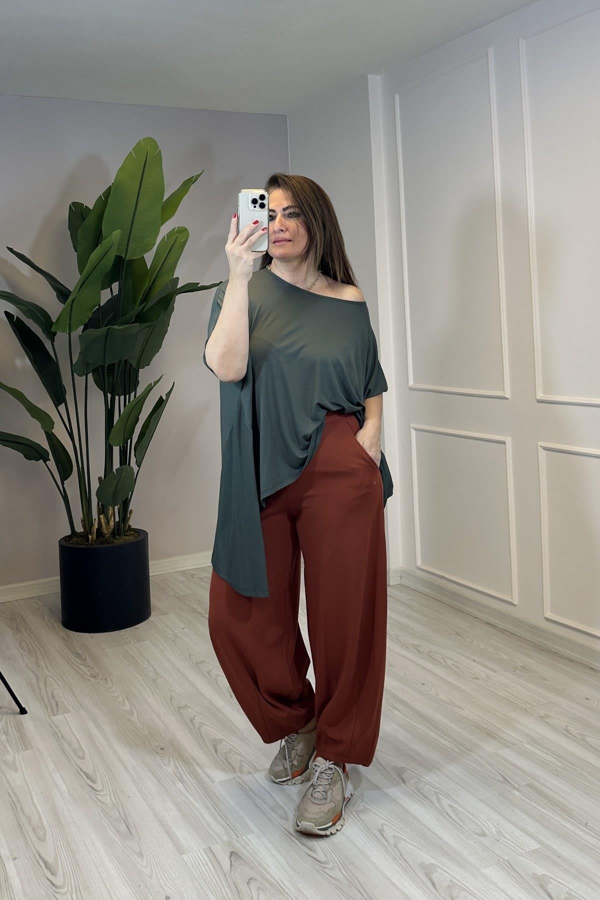 Paça Dikiş Detaylı Cepli Çelik Örme Pantolon Kiremit