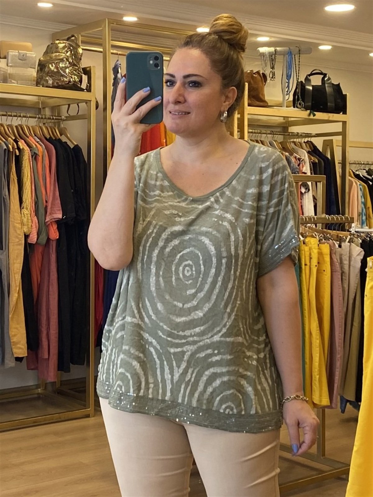 Pul detaylı şallı bluz haki yeşil