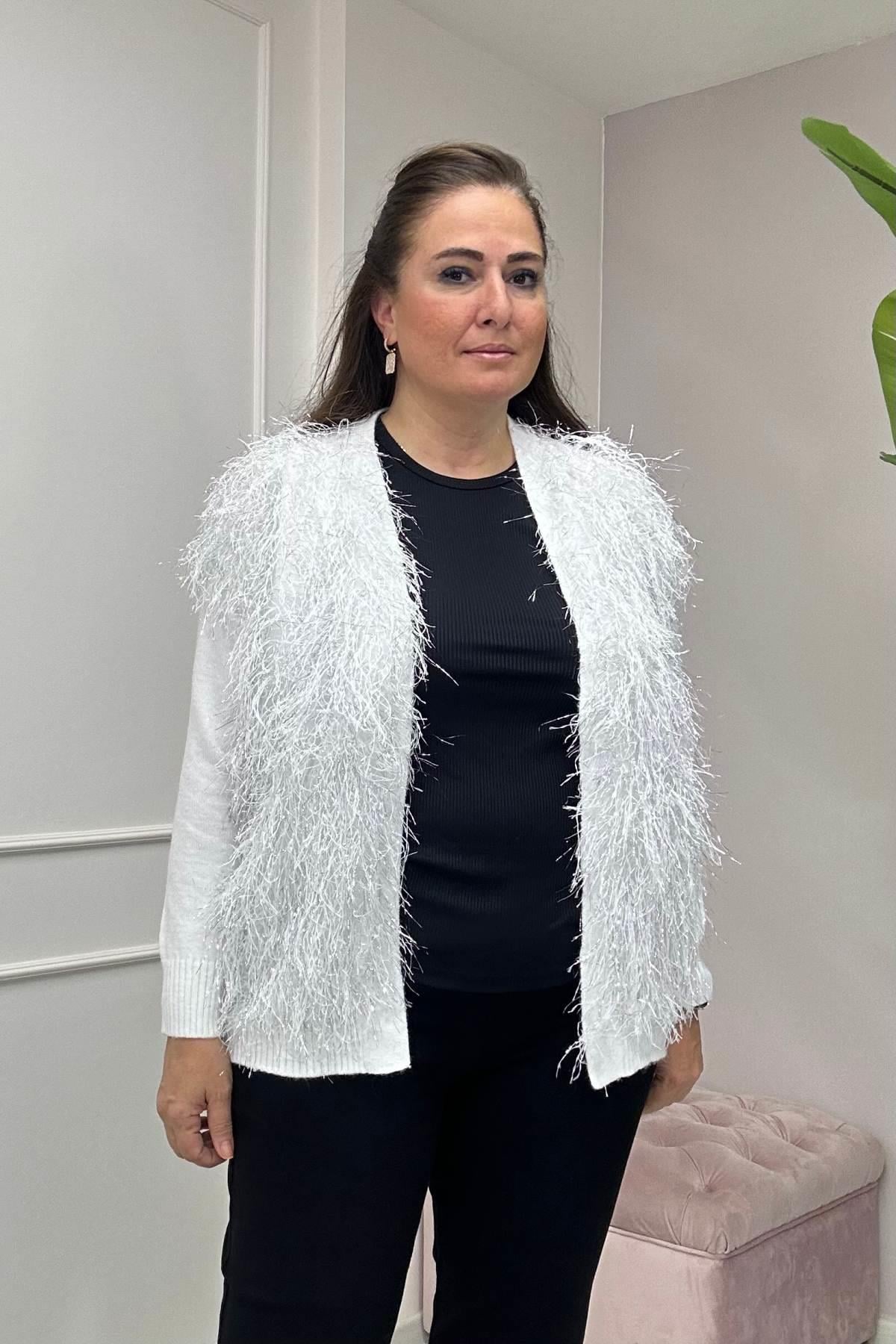 Püskül Parlak İp Detaylı Triko Ceket Beyaz