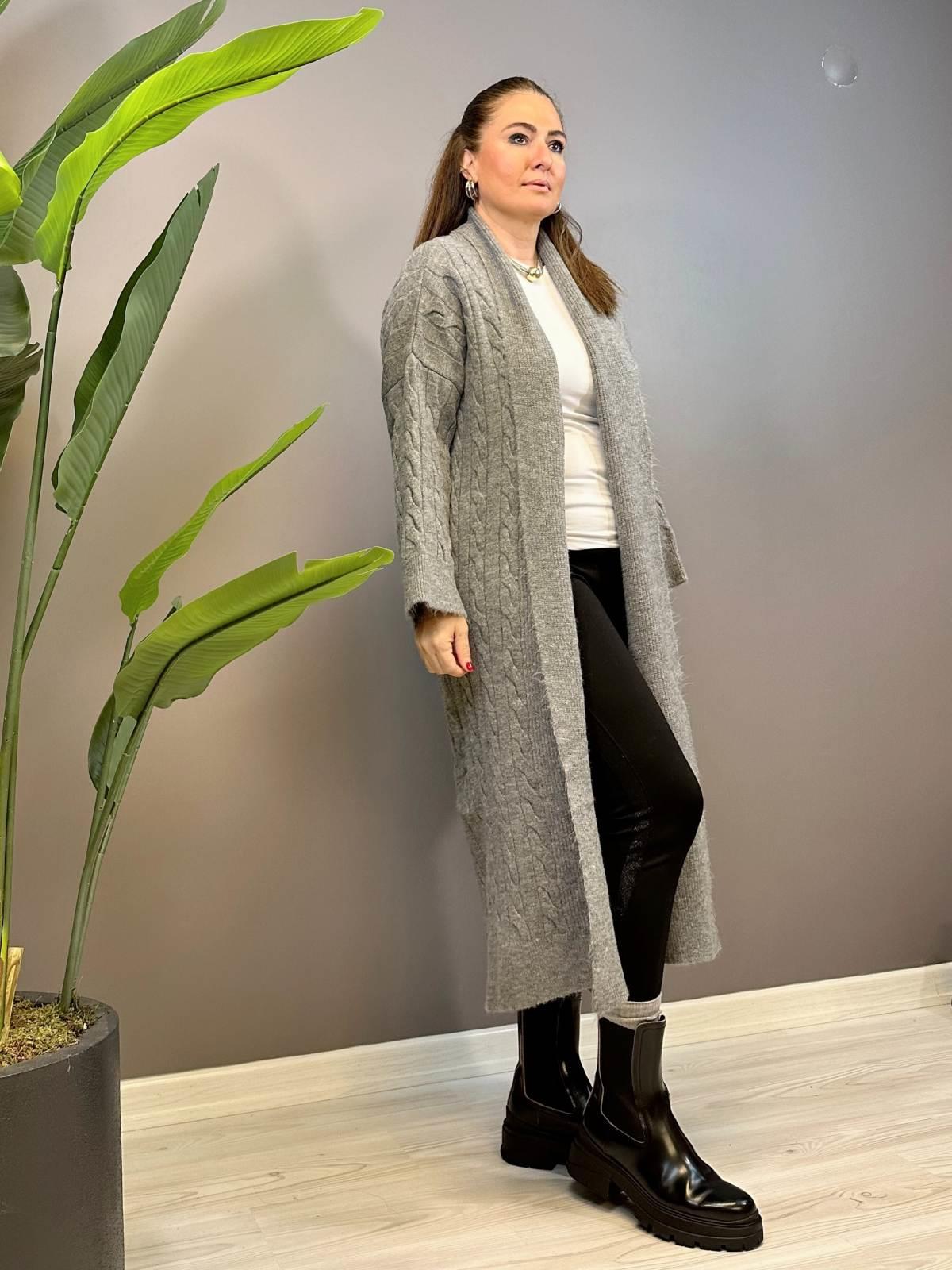 Saç Örgülü Şal Yaka Uzun Hırka Gri