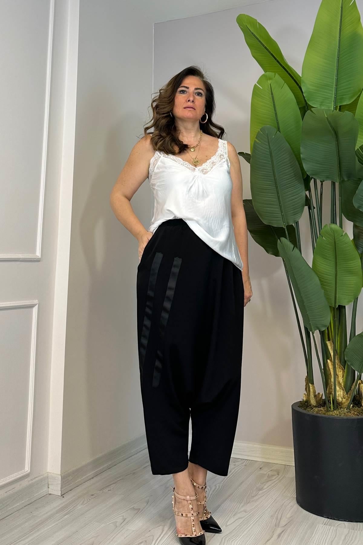 Şerit Detaylı Şalvar Pantolon Siyah
