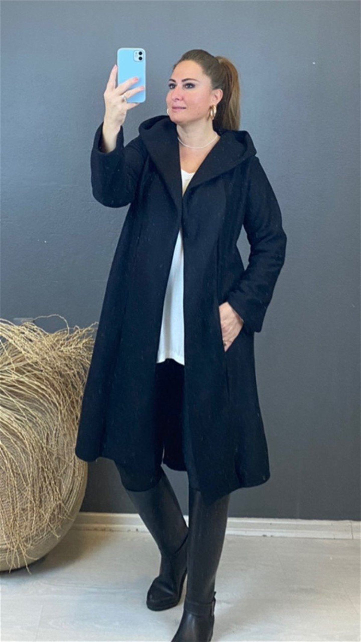 Sırtı Şerit Detaylı Kapüşonlu Polar Ceket