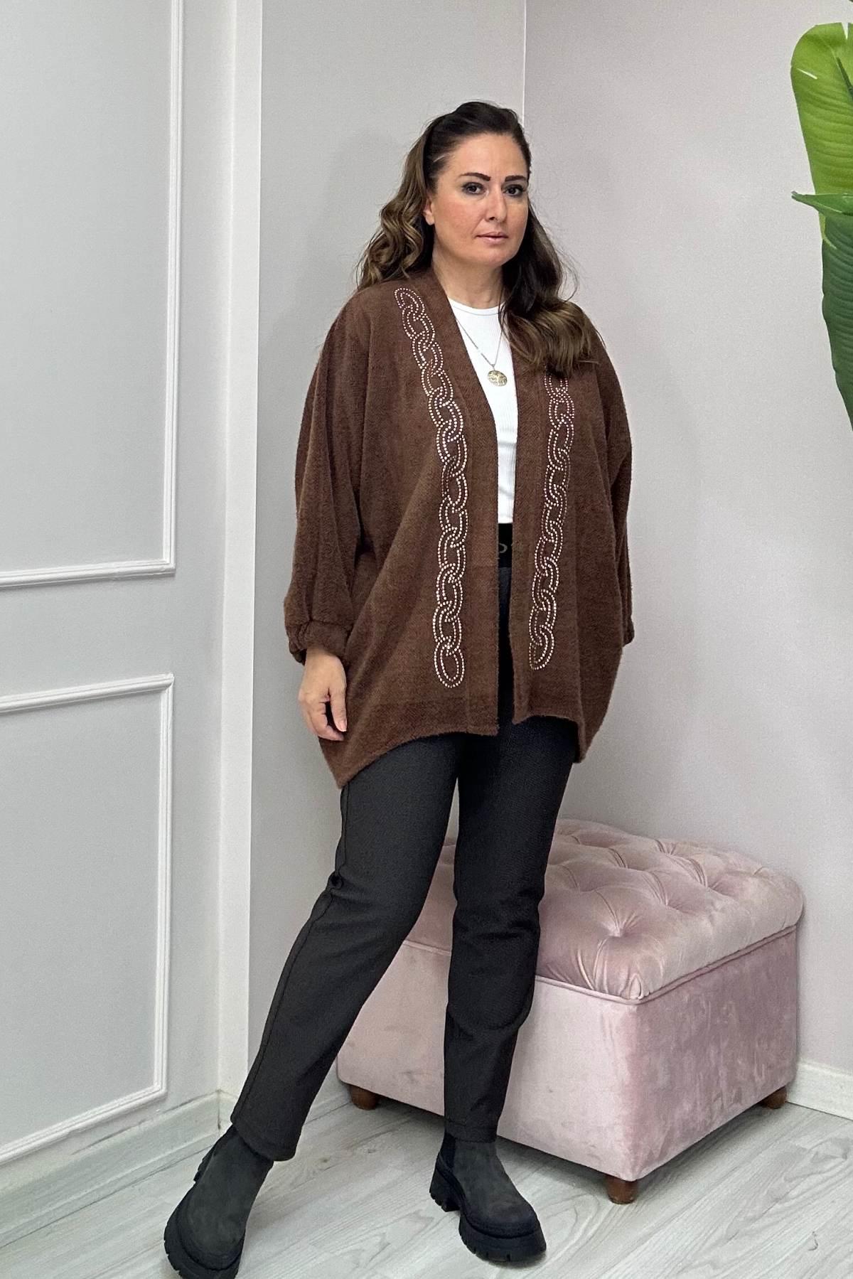 Zincir Desen Taş Detaylı Hırka-Kahverengi