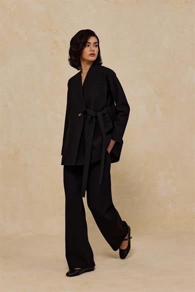 Tek Düğmeli Bağlamalı Astarlı Ceket Siyah