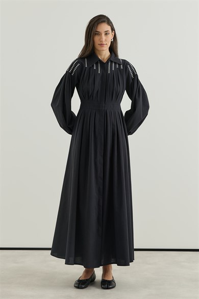 Omuz Nakışlı Keten Elbise Siyah