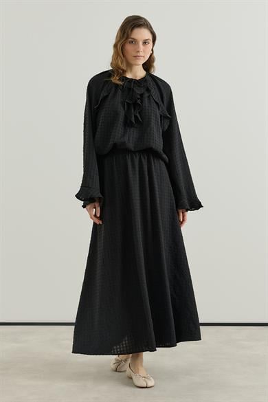 Volan Detaylı Bluz Etek Gofre Astarlı Takım Siyah