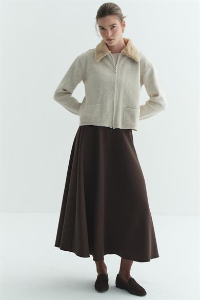 Yakası Kürklü Triko Hırka Taş