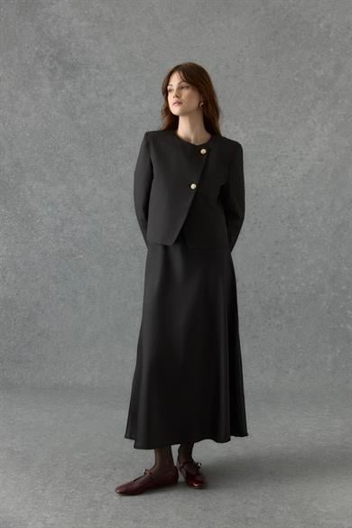 Asimetrik Kapamalı Gabardin Ceket Siyah