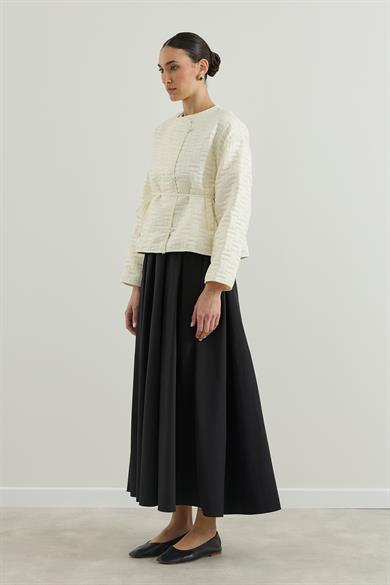 İnce Kapitone Mevsimlik Ceket Krem