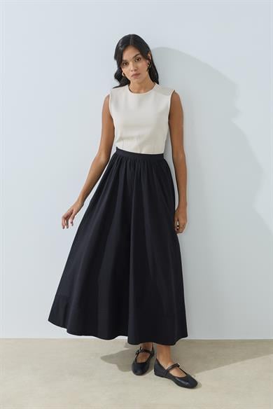 Büzgülü Geniş Katlamalı Astarlı Etek Siyah