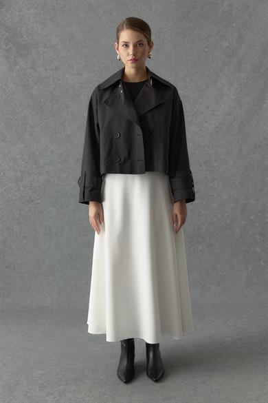 Yakası Kemerli Kısa Trenç Siyah