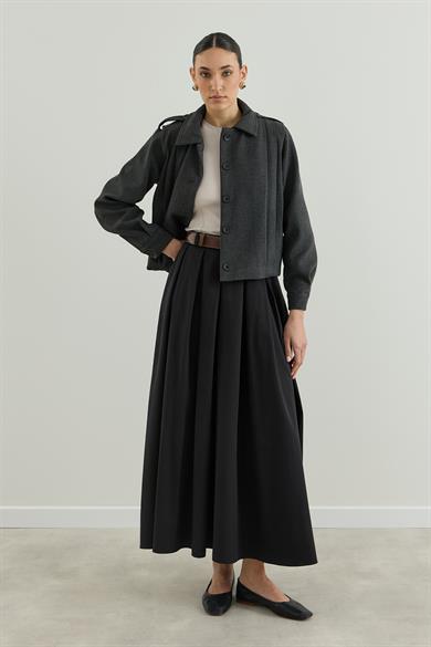 Pile Detaylı Kısa kaşe Ceket Füme 