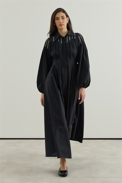 Omuz Nakışlı Keten Elbise Siyah