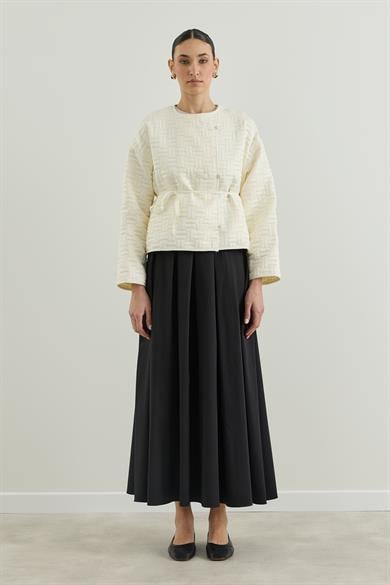 İnce Kapitone Mevsimlik Ceket Krem