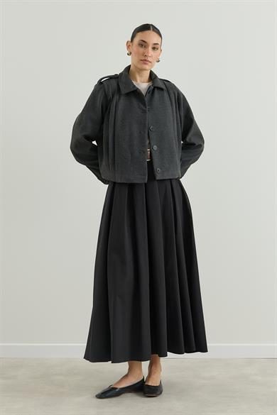 Pile Detaylı Kısa kaşe Ceket Füme 