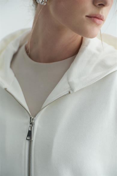 Üç İplik Kapüşonlu Fermuarlı Sweatshirt Ekru