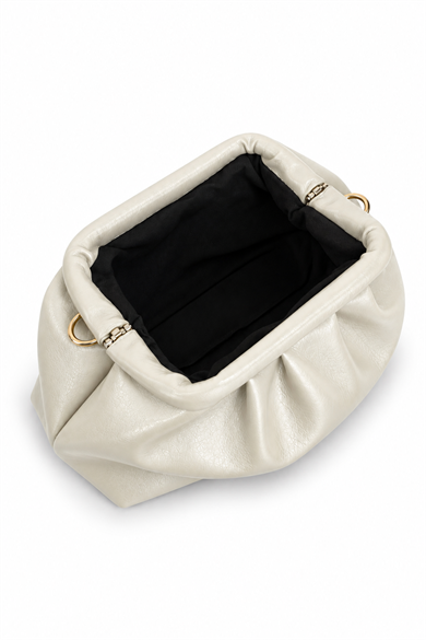 Deri Büzgü Detaylı Pouch Omuz Çantası