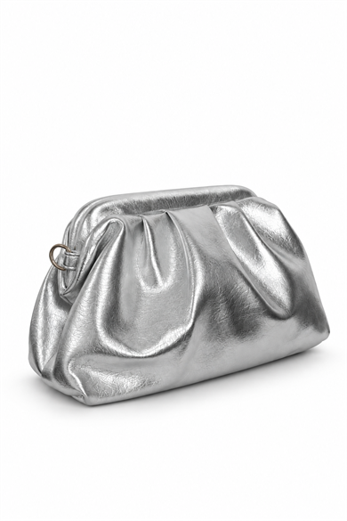 Deri Büzgü Detaylı Pouch Omuz Çantası