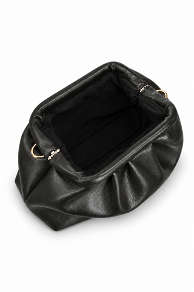 Deri Büzgü Detaylı Pouch Omuz Çantası