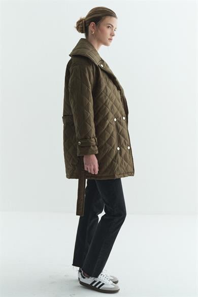 Çıtçıtlı Kapitone Mont