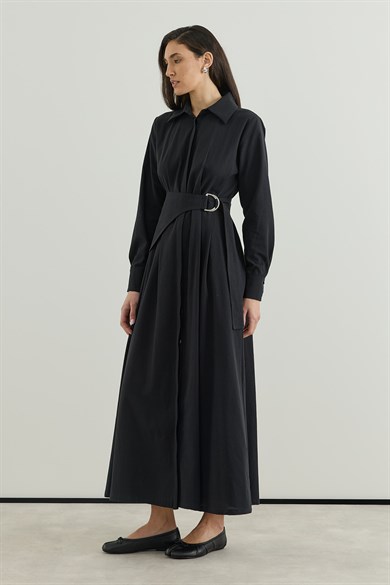 D tokalı Büyük Kemerli Keten Elbise Siyah