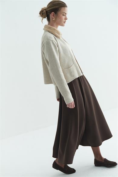 Yakası Kürklü Triko Hırka Taş