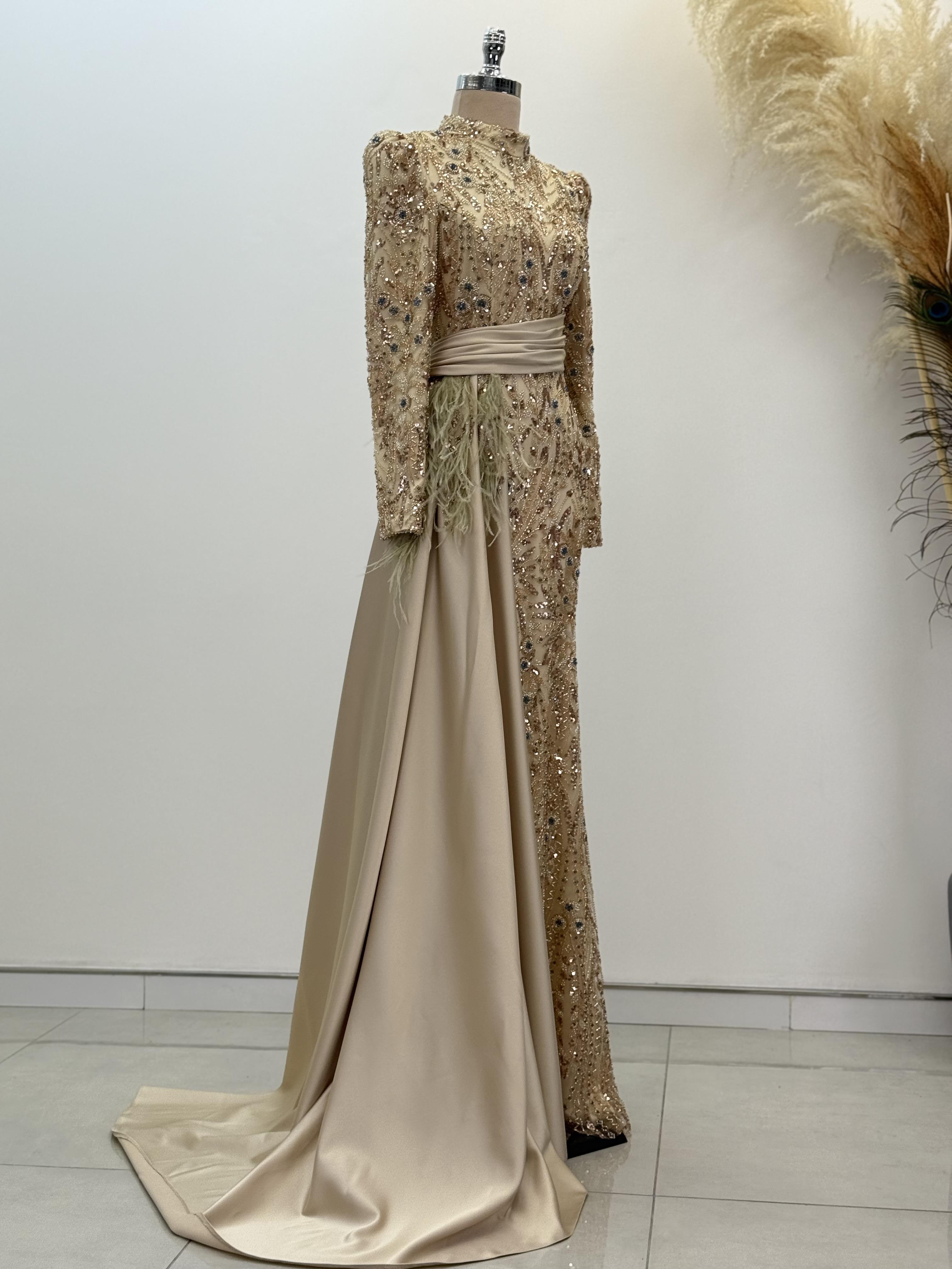 Alessa Abiye Gold