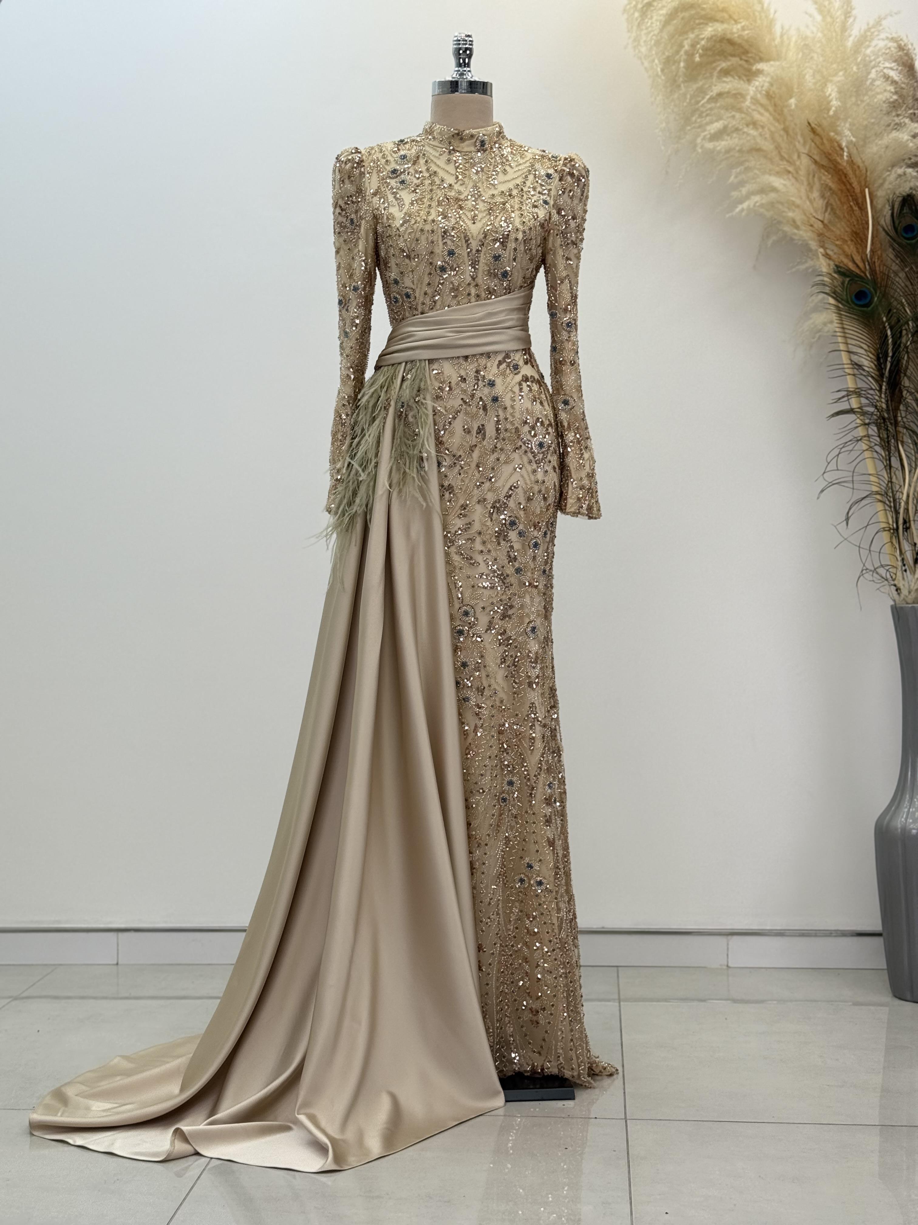 Alessa Abiye Gold