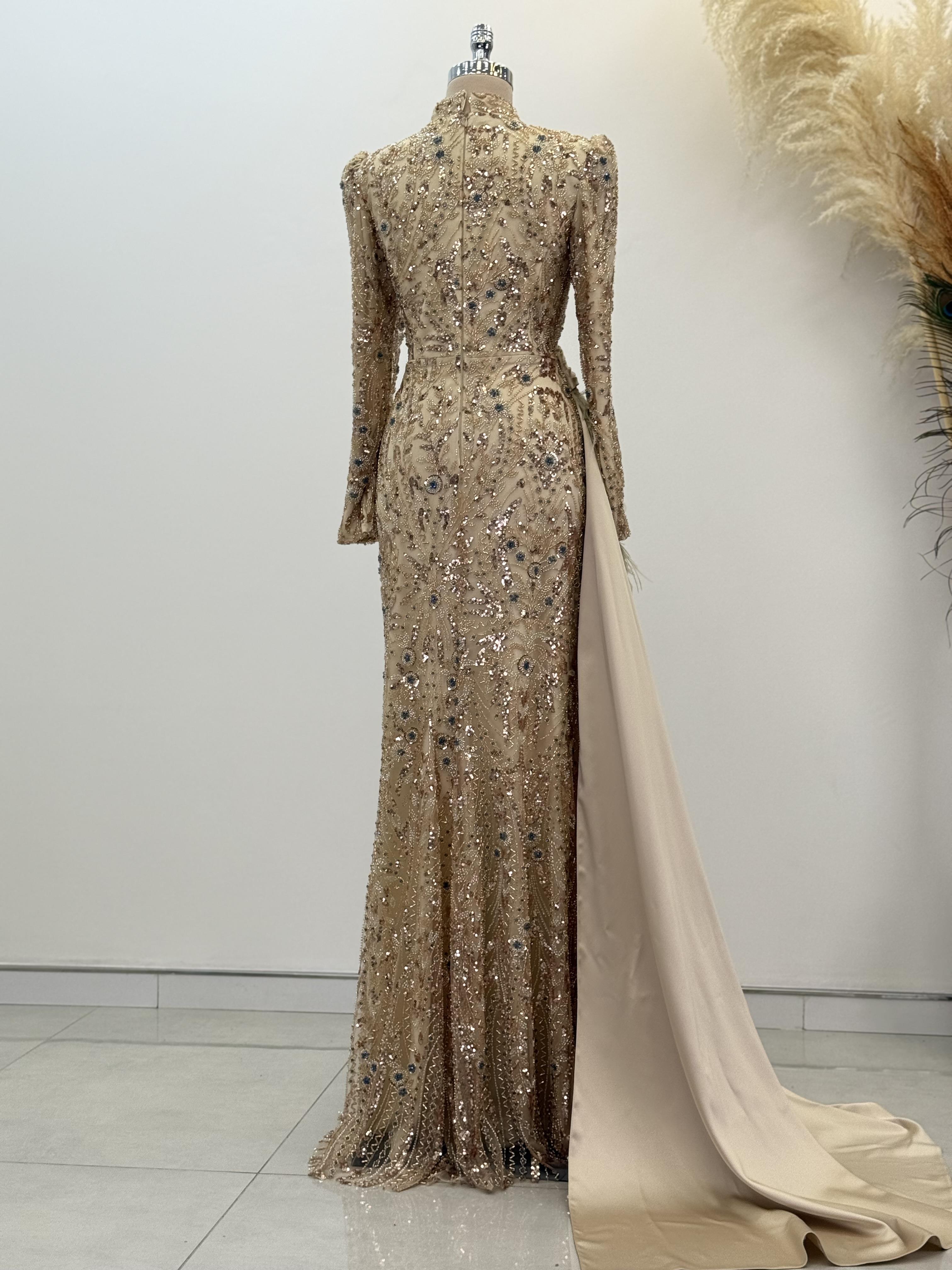 Alessa Abiye Gold