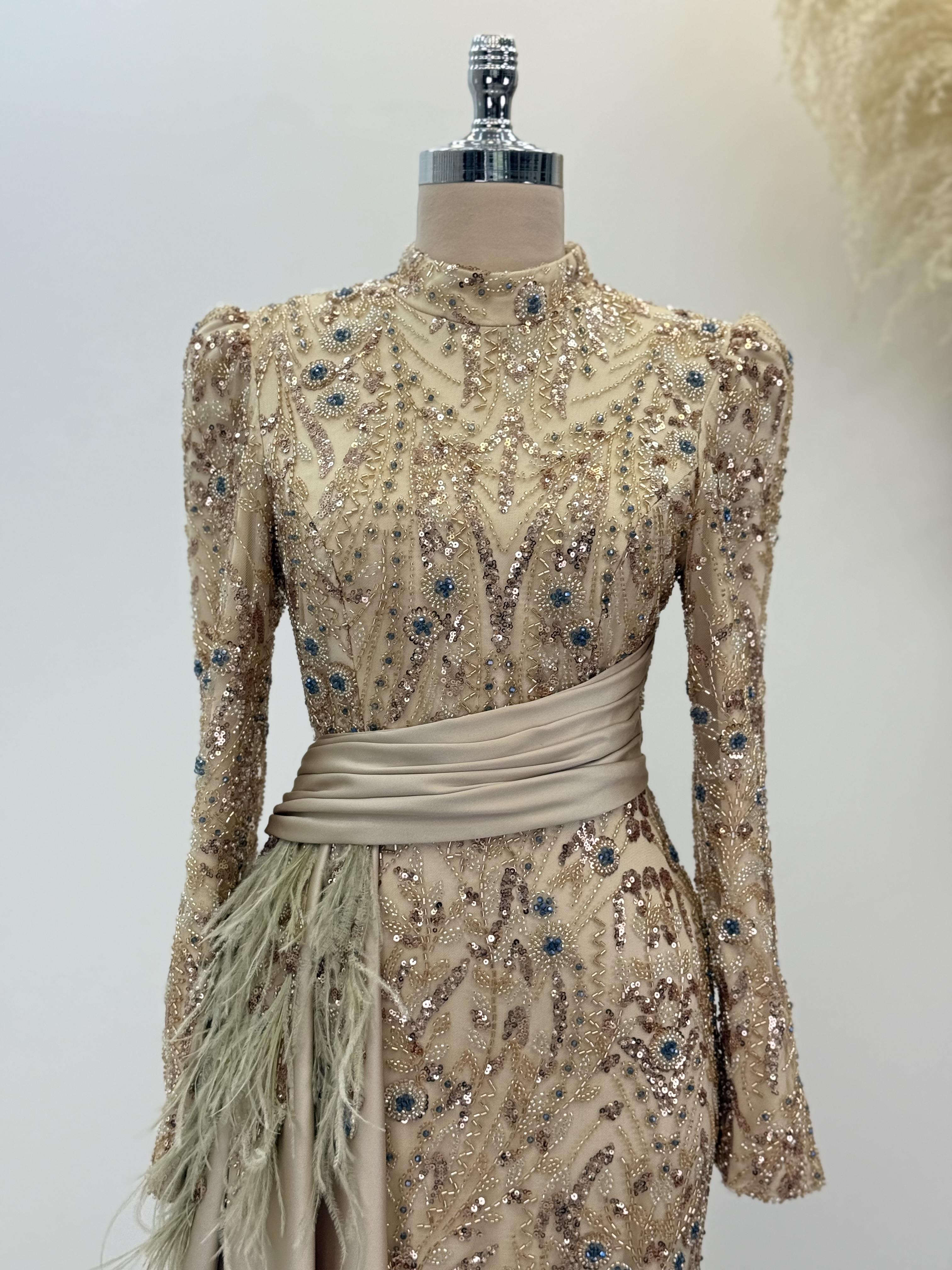 Alessa Abiye Gold
