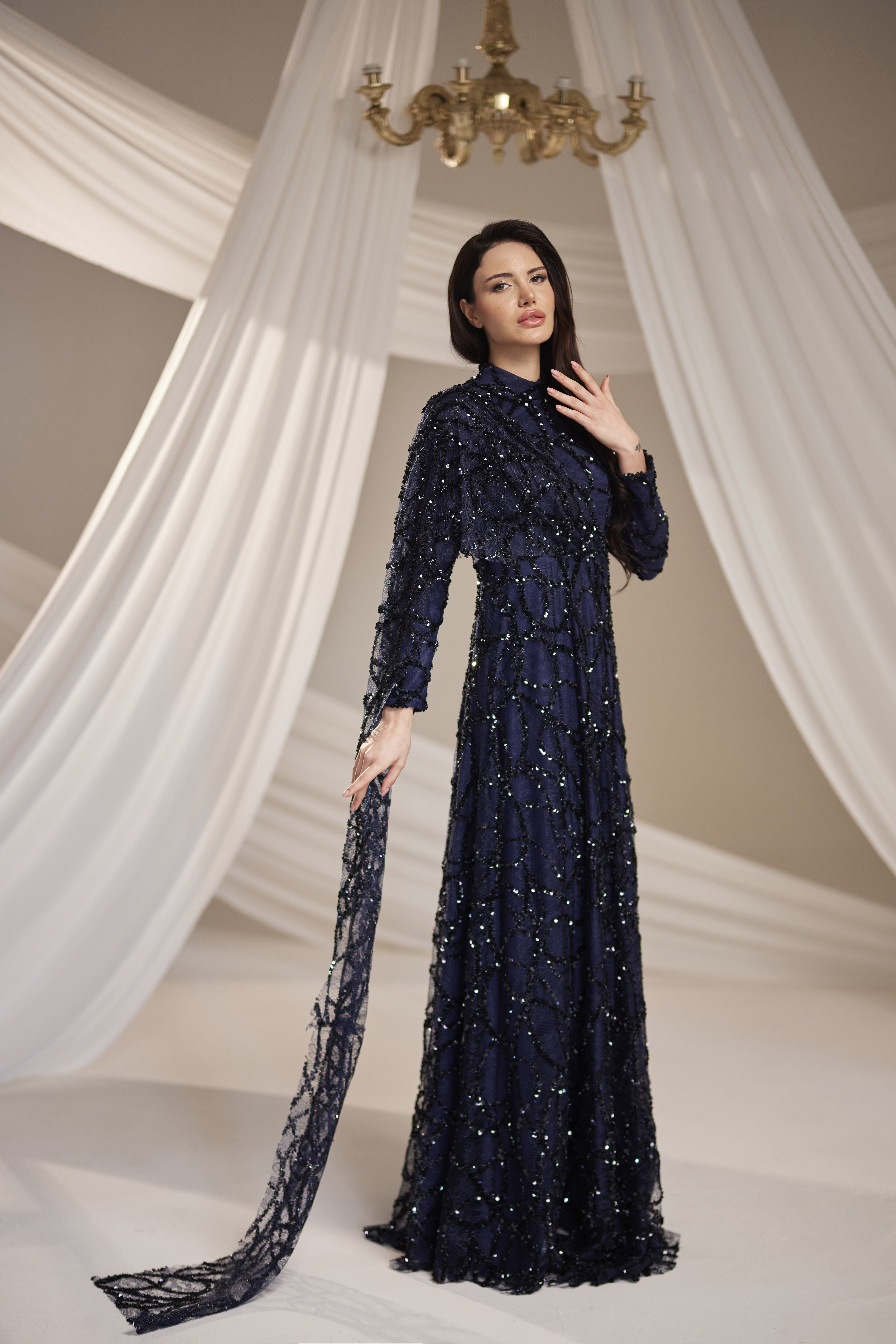 Azize Abiye Lacivert