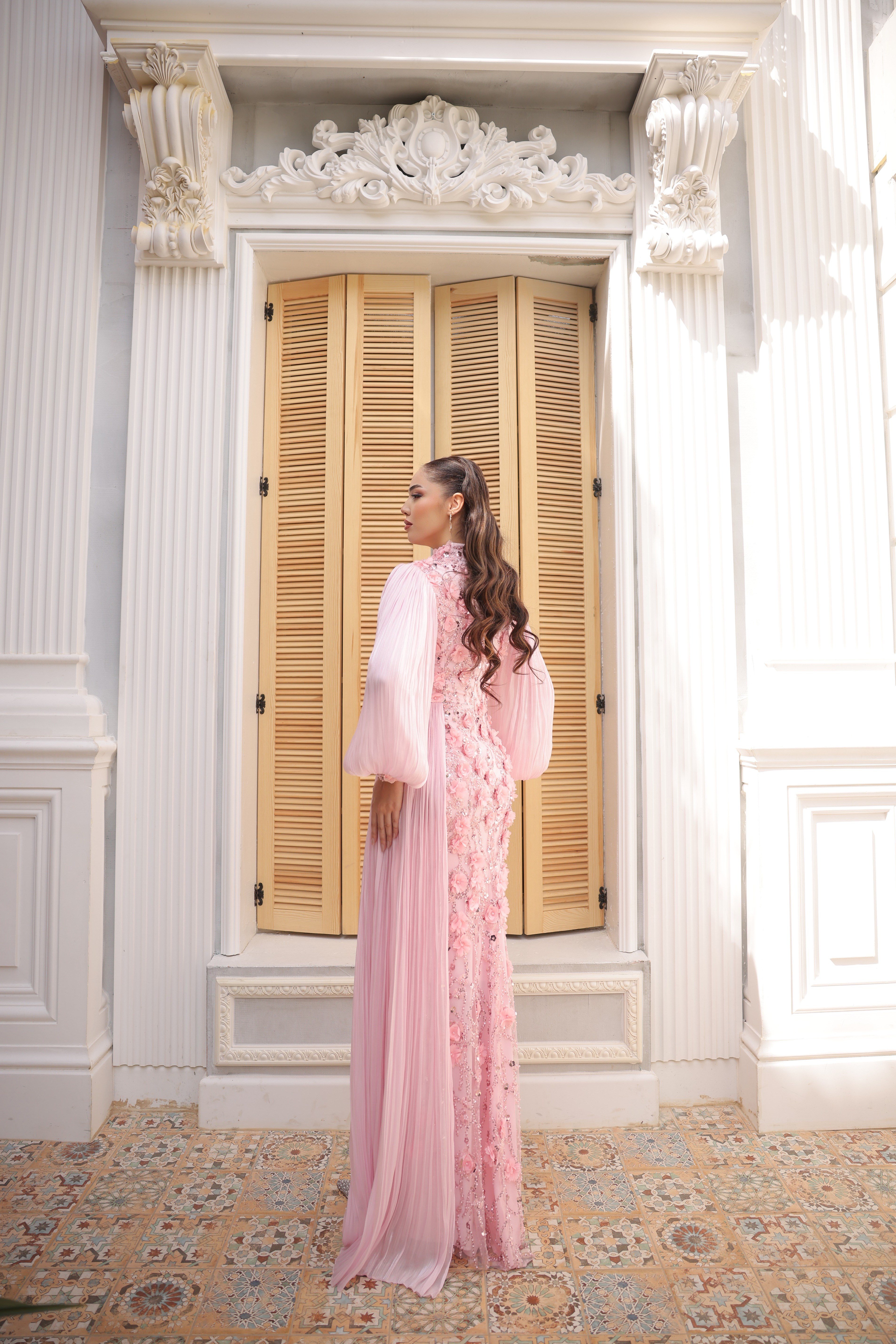Beril Abiye Pembe