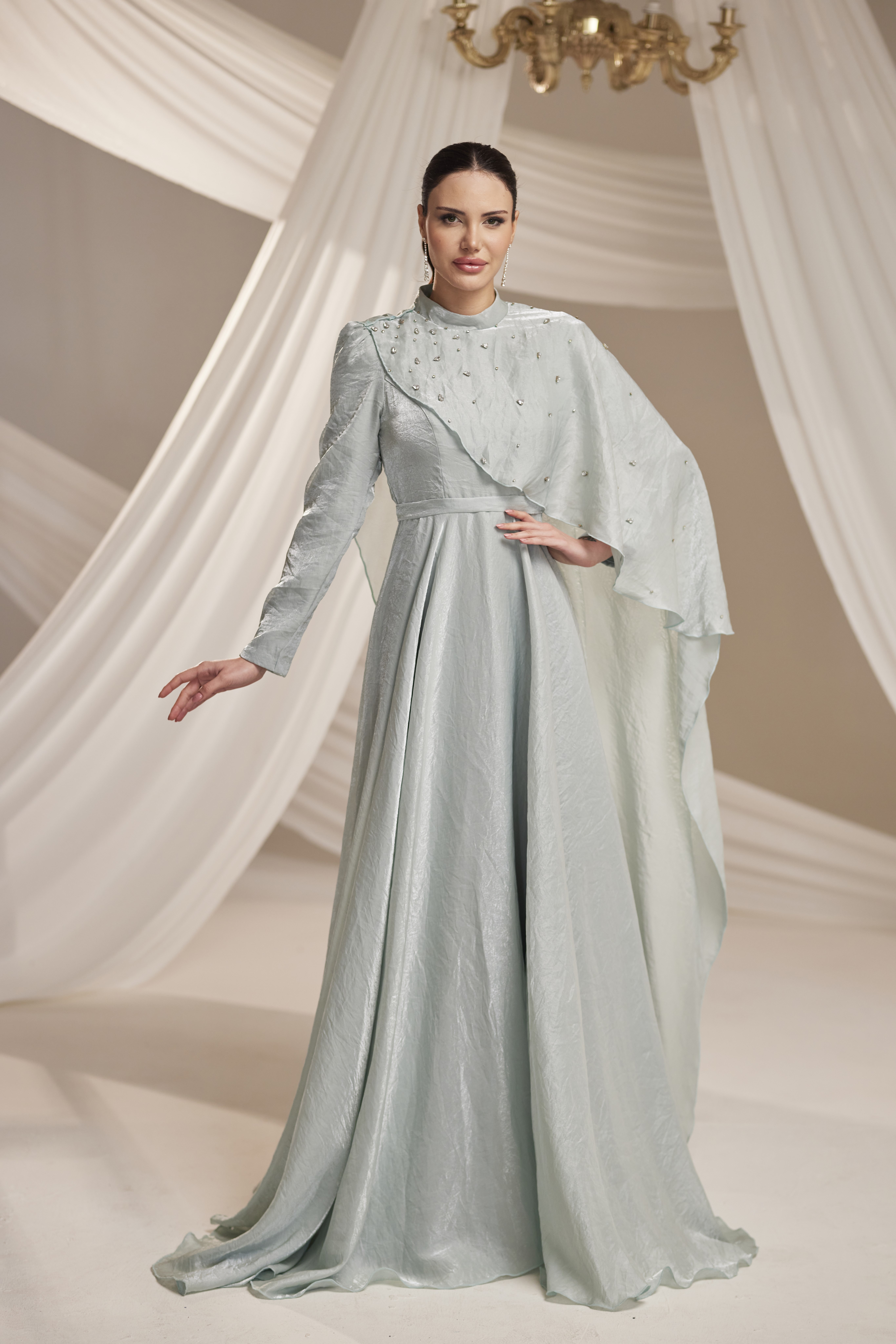 Elin Abiye Mint