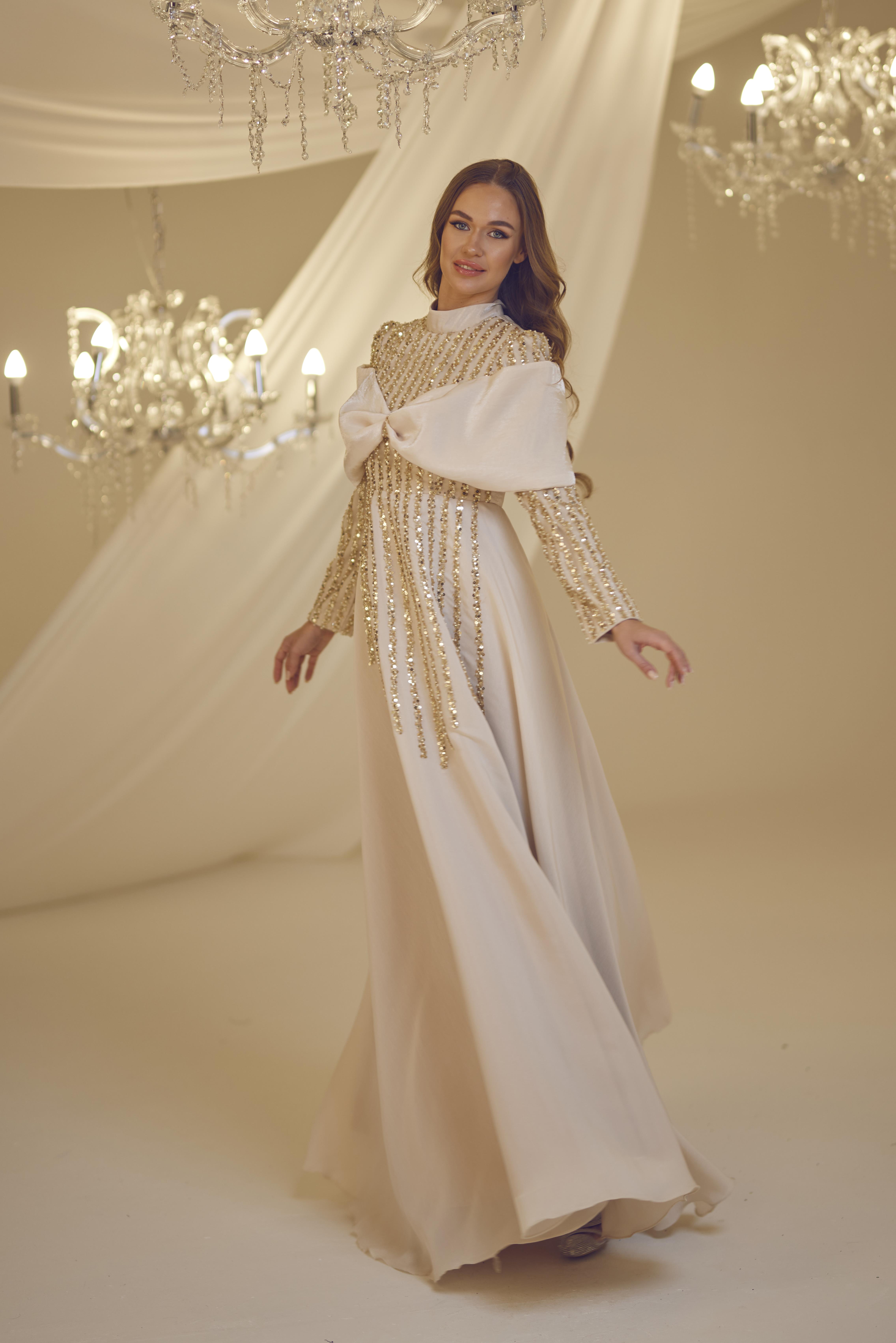 Fahriye Abiye Gold