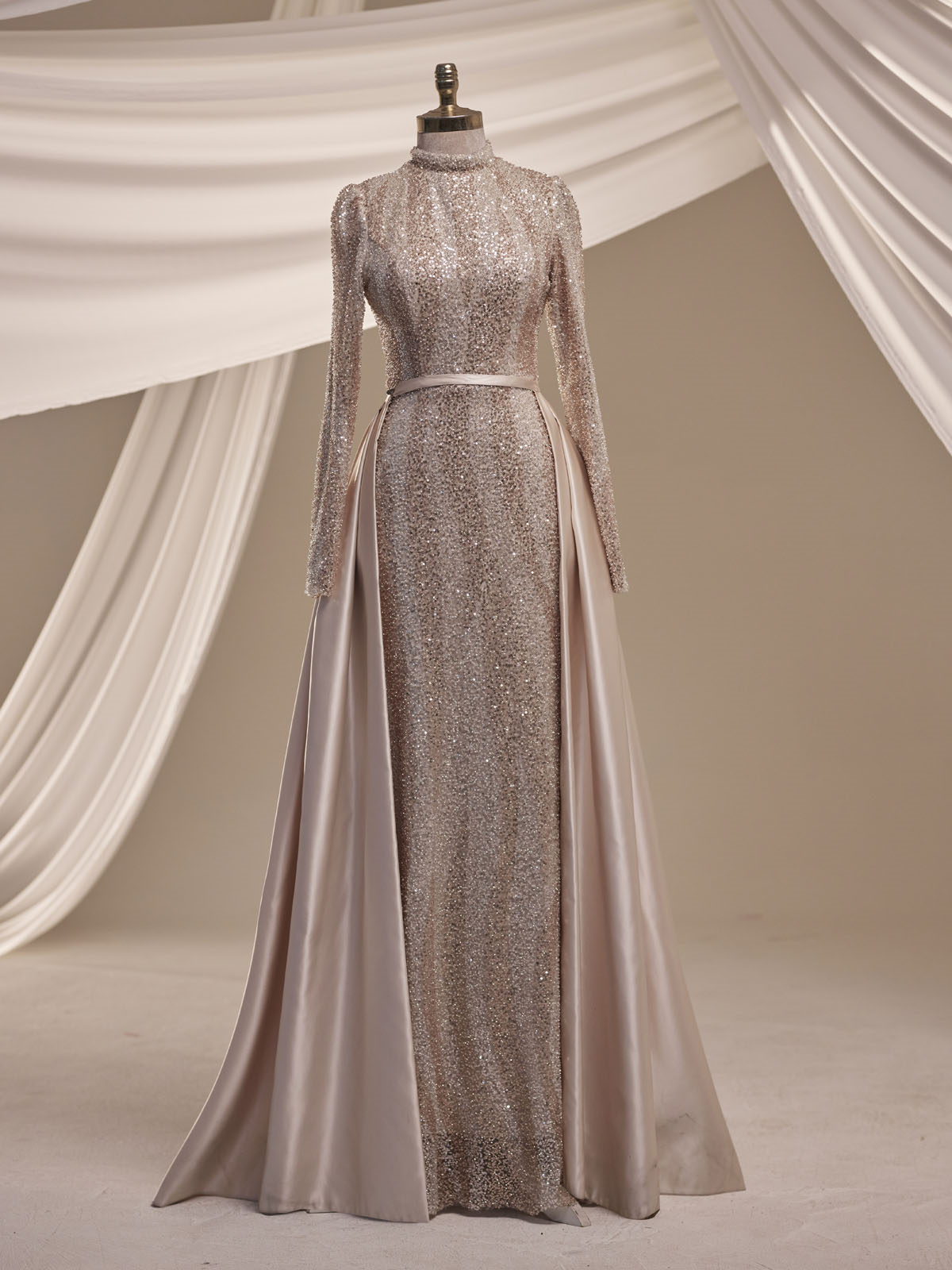 Mahra Abiye Gold