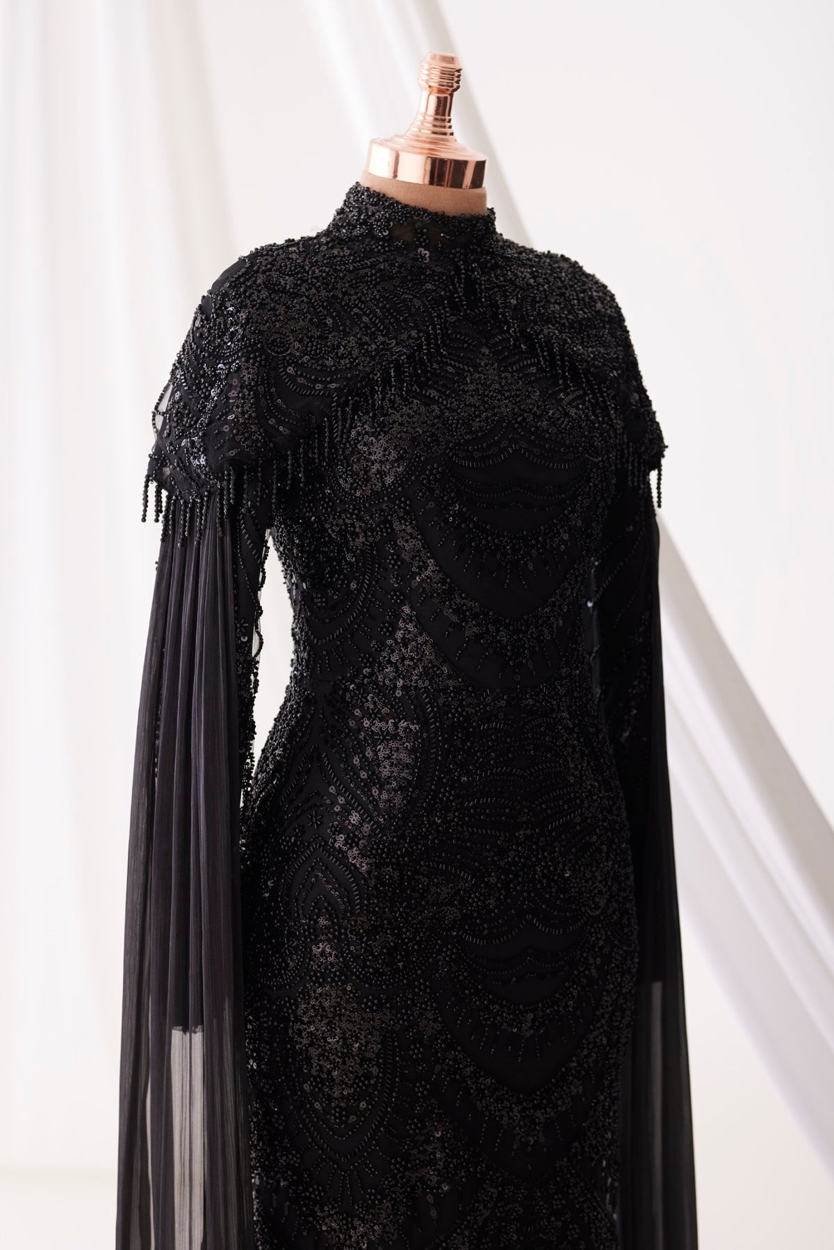 Mina Abiye Siyah