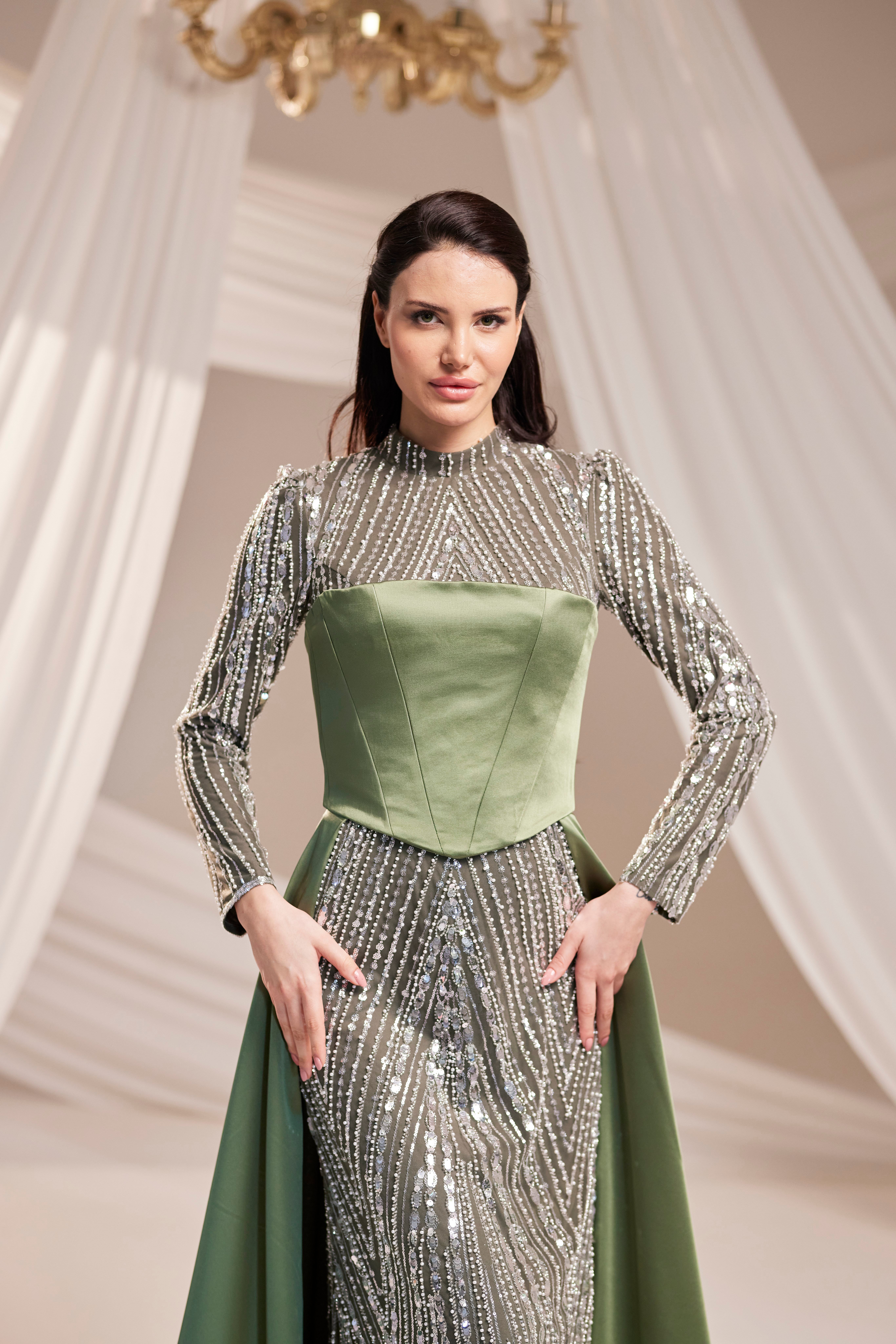 Özge Abiye Yağ Yeşili