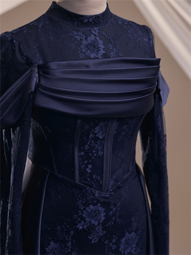 Dante Abiye Lacivert