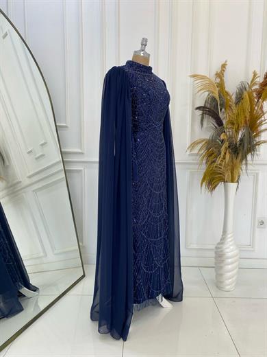 Devin Abiye Lacivert