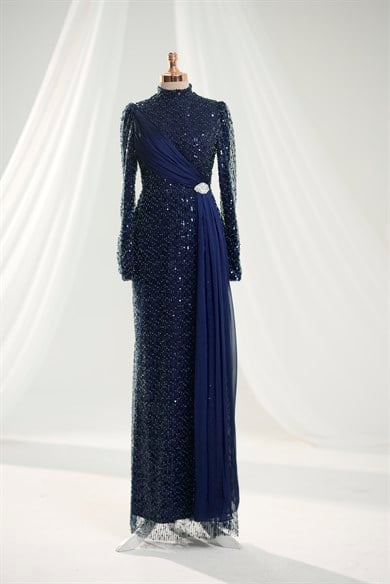 Mathilda Abiye Lacivert