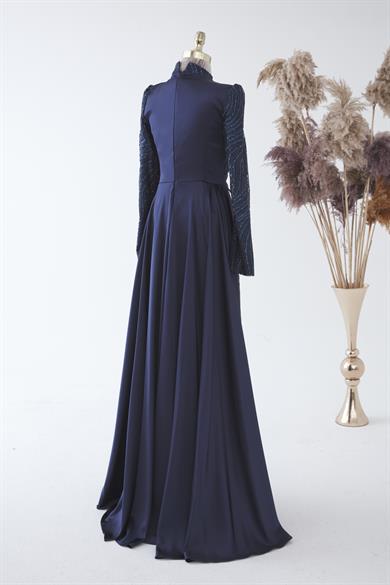 Melinda Abiye Lacivert