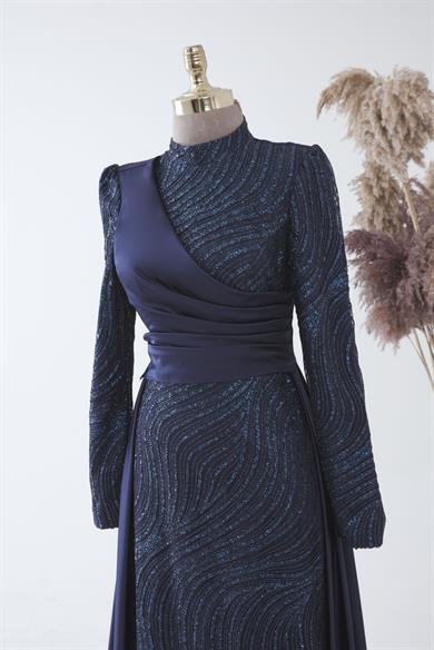 Melinda Abiye Lacivert